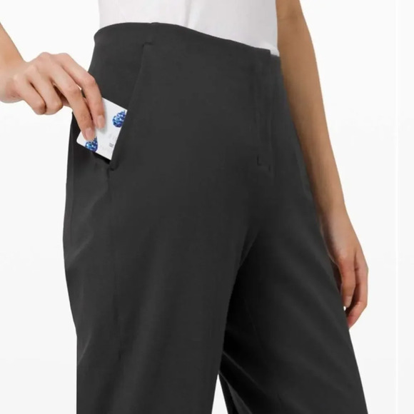 Lululemon in power black pants 4 - Picture 3 of 13